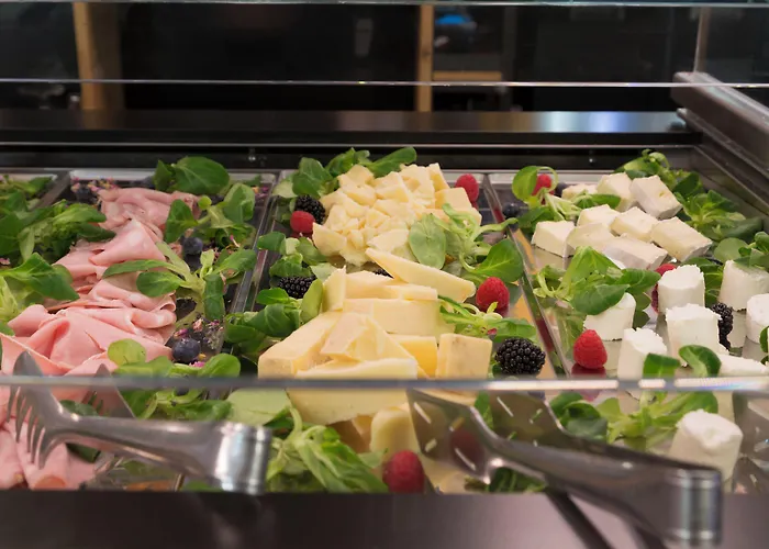 Avenue Boutique Hotel 4*