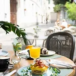 Avenue Boutique Hotel