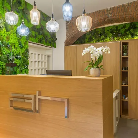 Avenue Boutique Hotel 4*
