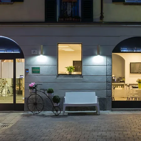 Avenue Boutique 4*