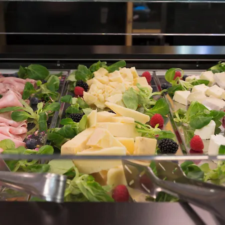 Avenue Boutique Hotell 4*