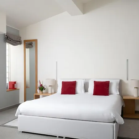 Avenue Boutique Hotel 4*