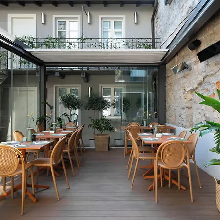 Hotel Avenue 4*
