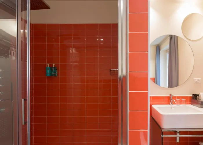 Отель Avenue Boutique