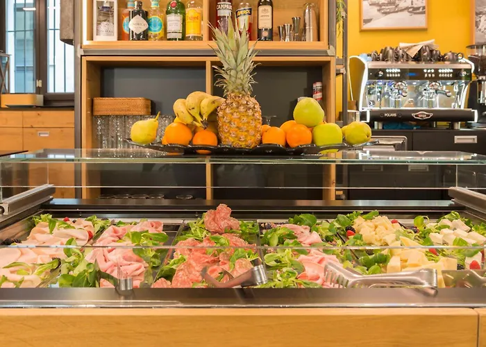 Отель Avenue Boutique 4*