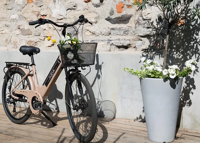 Отель Avenue Boutique 4*