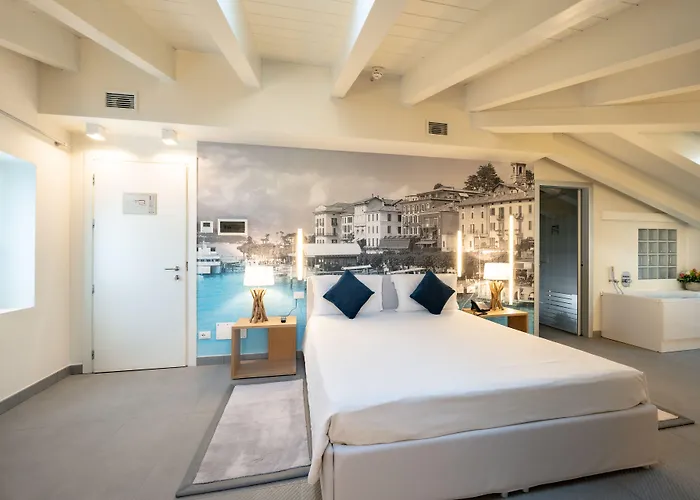 Hotel Avenue Boutique 4*