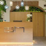 Avenue Boutique 4*