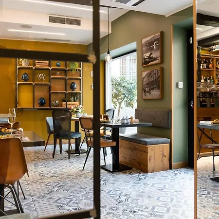 מלון Avenue Boutique 4*