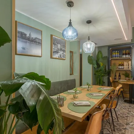 Hotel Avenue Boutique 4*